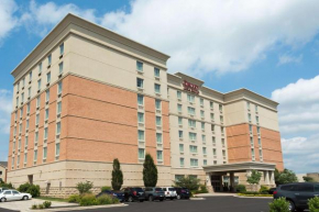 Отель Drury Inn & Suites Dayton North  Дейтон